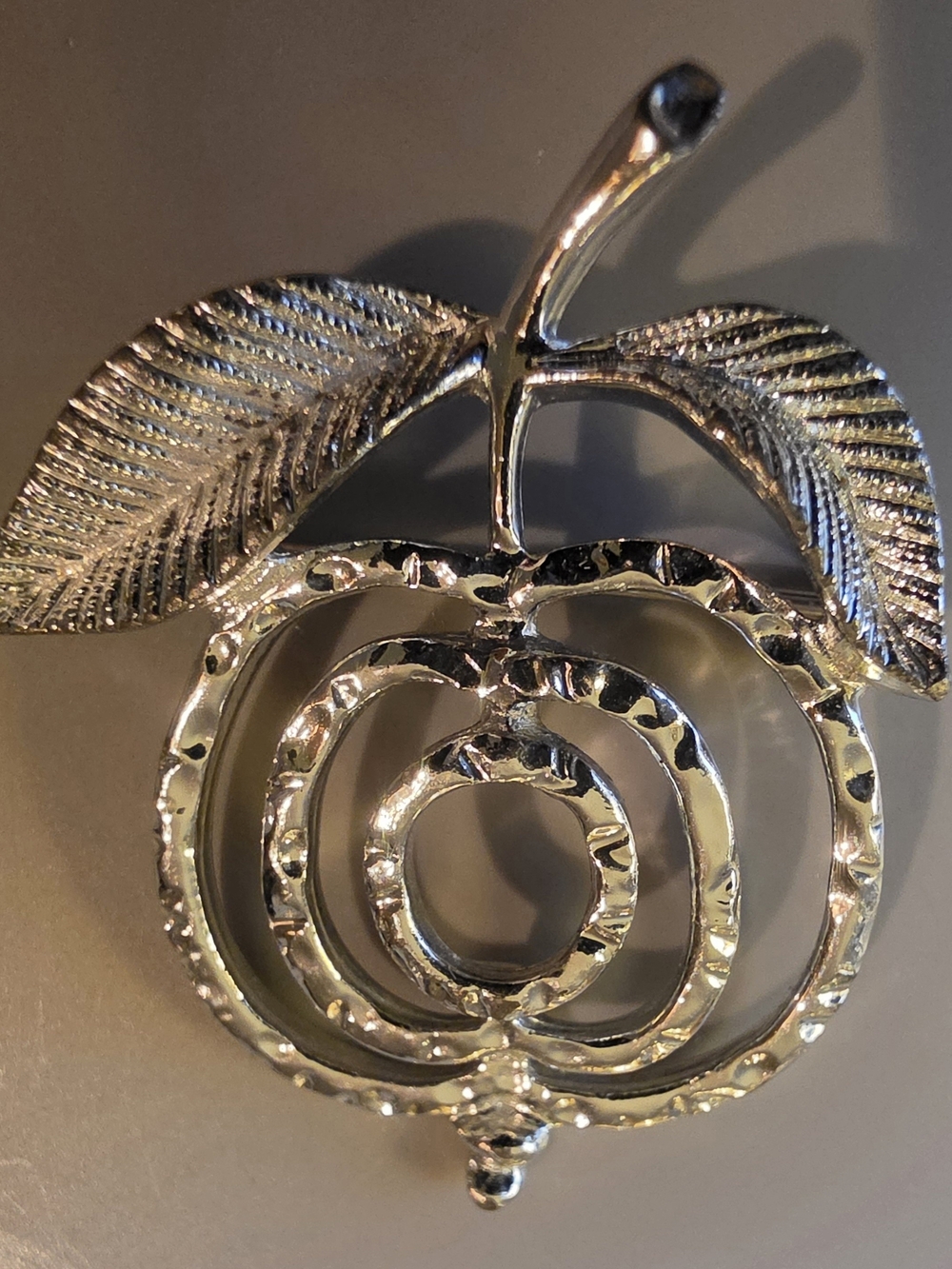 Vintage Sarah Coventry APPLE Brooch is a vintage piece hammered texture